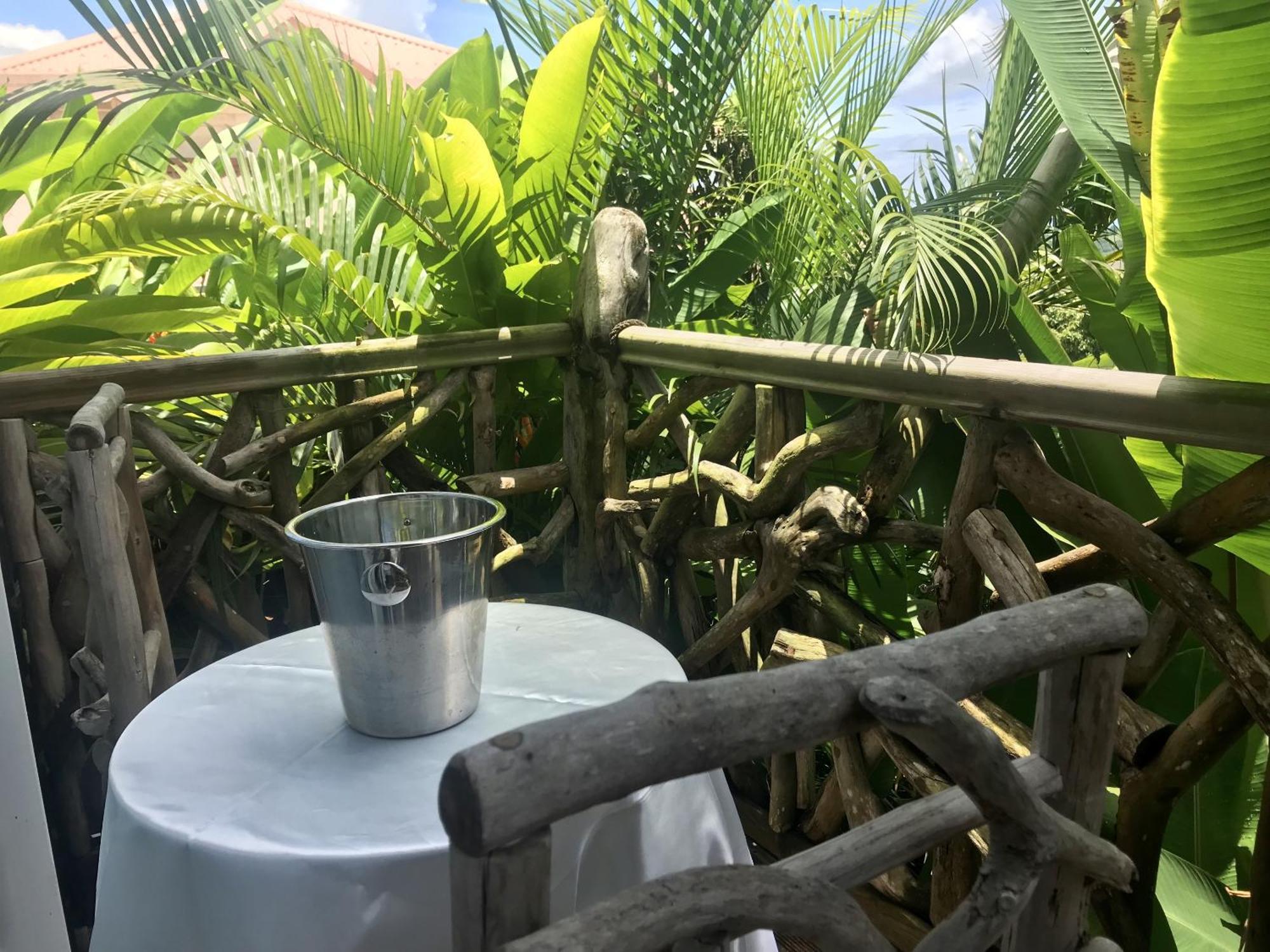 Eden Paradise Ecolodge & Spa Sainte-Luce Ruang foto