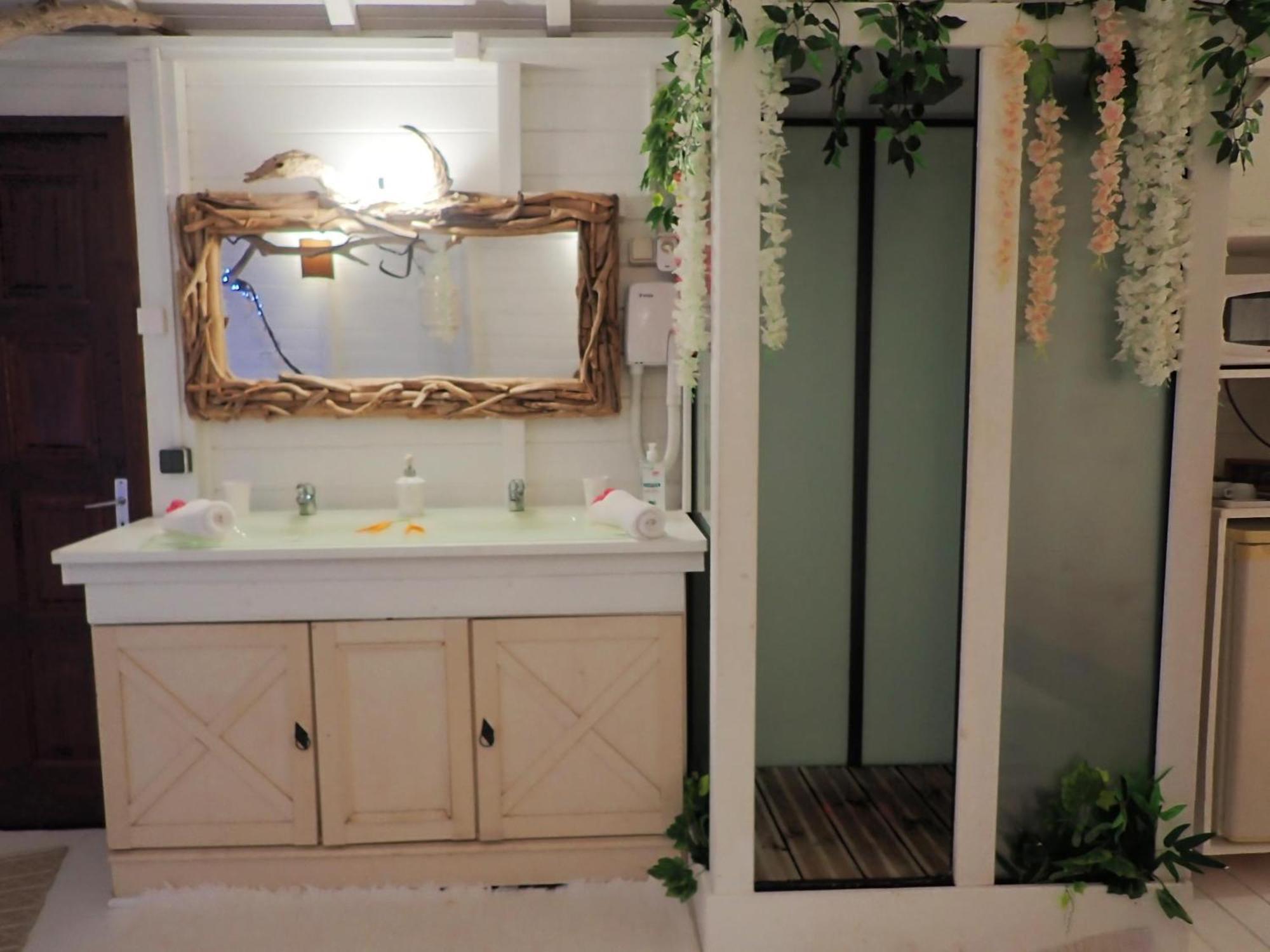 Eden Paradise Ecolodge & Spa Sainte-Luce Ruang foto