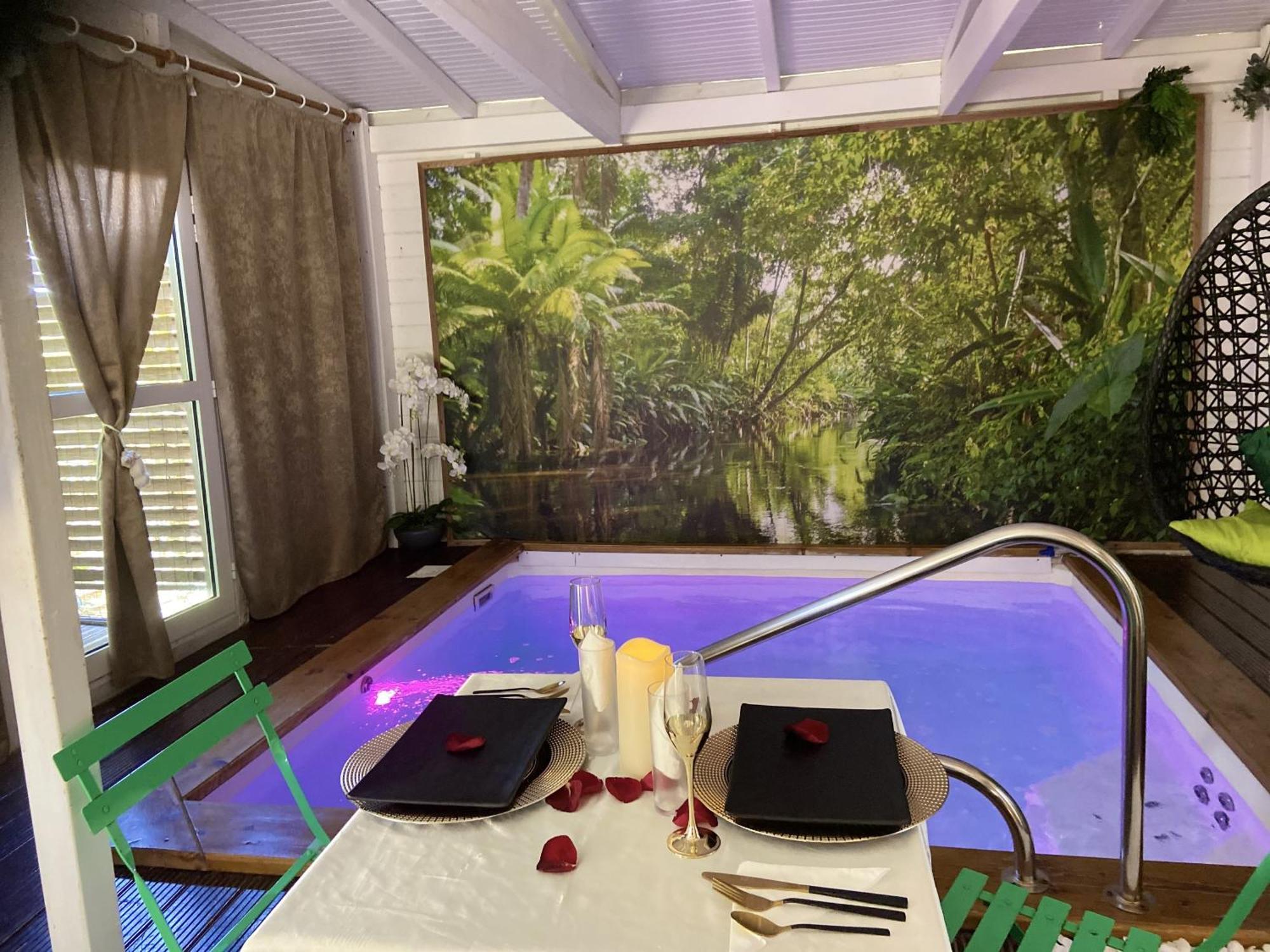 Eden Paradise Ecolodge & Spa Sainte-Luce Ruang foto