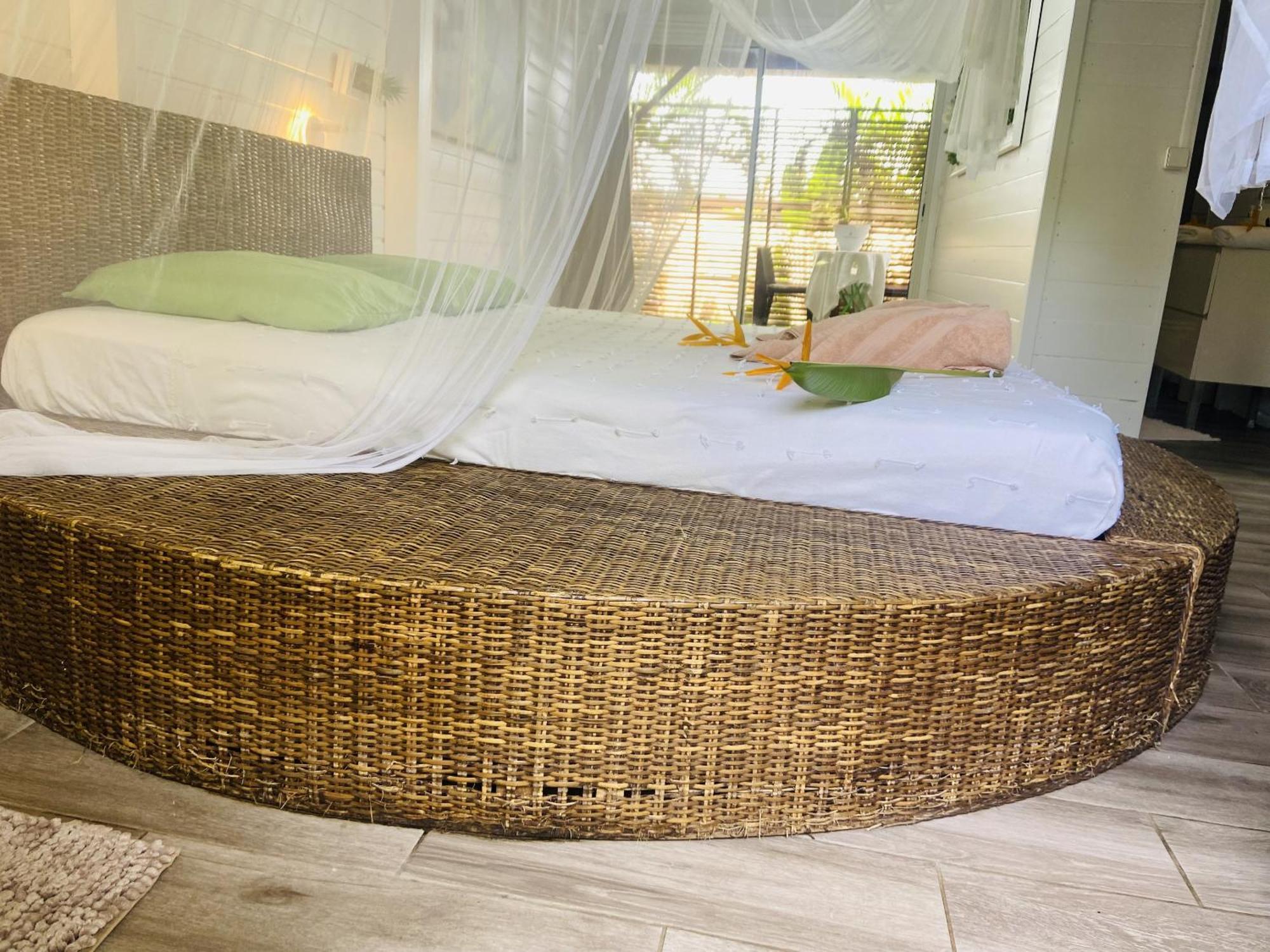 Eden Paradise Ecolodge & Spa Sainte-Luce Ruang foto
